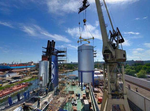 Scrubber Lifting during Drydock